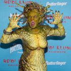 Heidi Klum: Μεταμορφώθηκε σε Μέδουσα για το Halloween και σου ζητά να μην την κοιτάς
