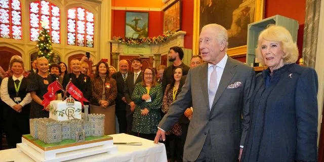 Ο βασιλιάς Κάρολος γιόρτασε τα 77 του χρόνια στην Ουαλία