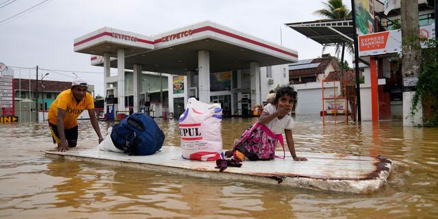 Στους 123 οι νεκροί από τις πλημμύρες και τις κατολισθήσεις στη Σρι Λάνκα