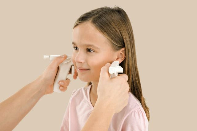 Blomdahl: Ο απόλυτος οδηγός για τα πρώτα σκουλαρίκια του παιδιού σας