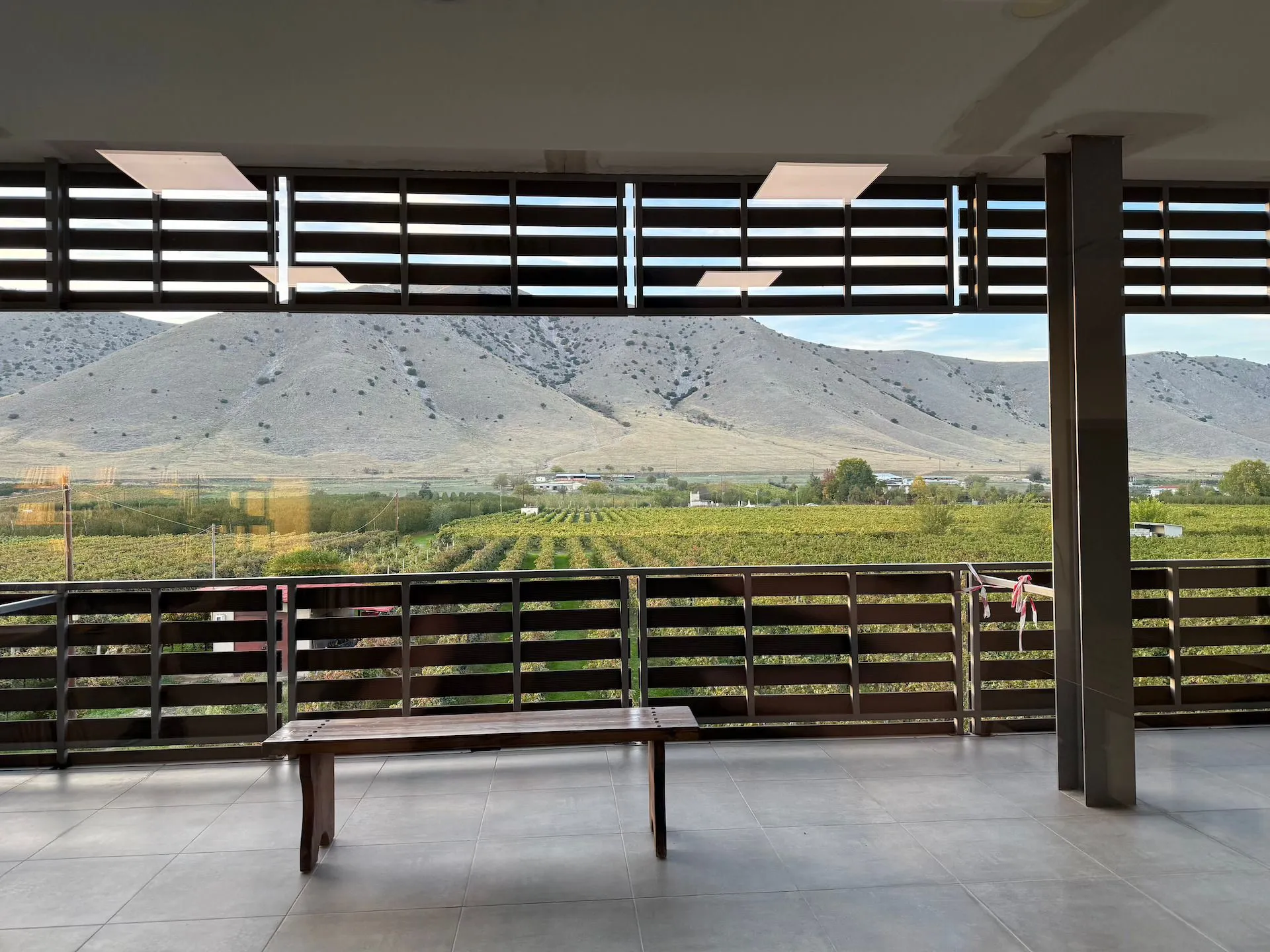 Ο όροφος γευσιγνωσίας στο Κτήμα Ζαφειράκη