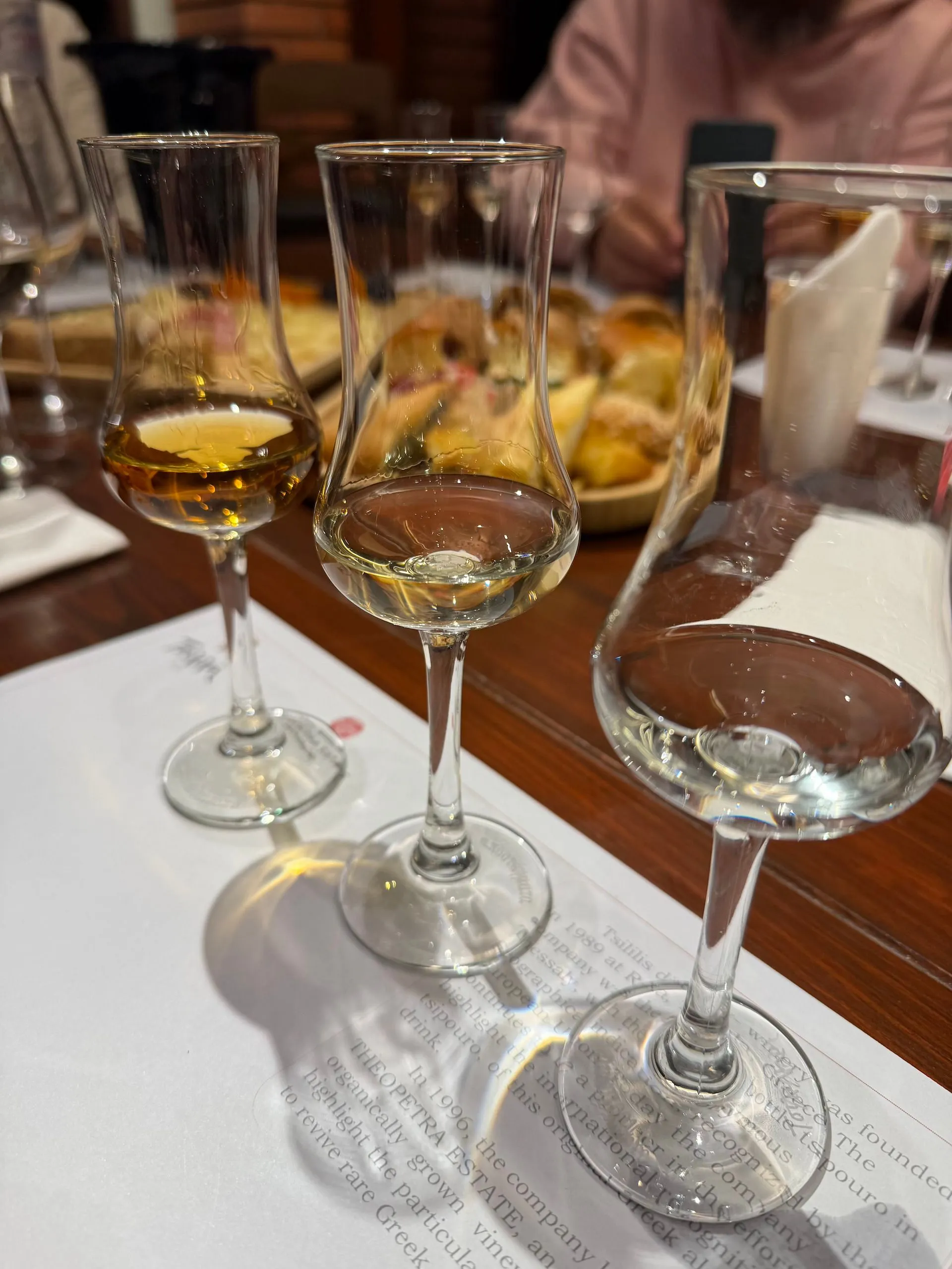 Διαφορετικά είδη τσίπουρου στο κτήμα Τσιλιλή 