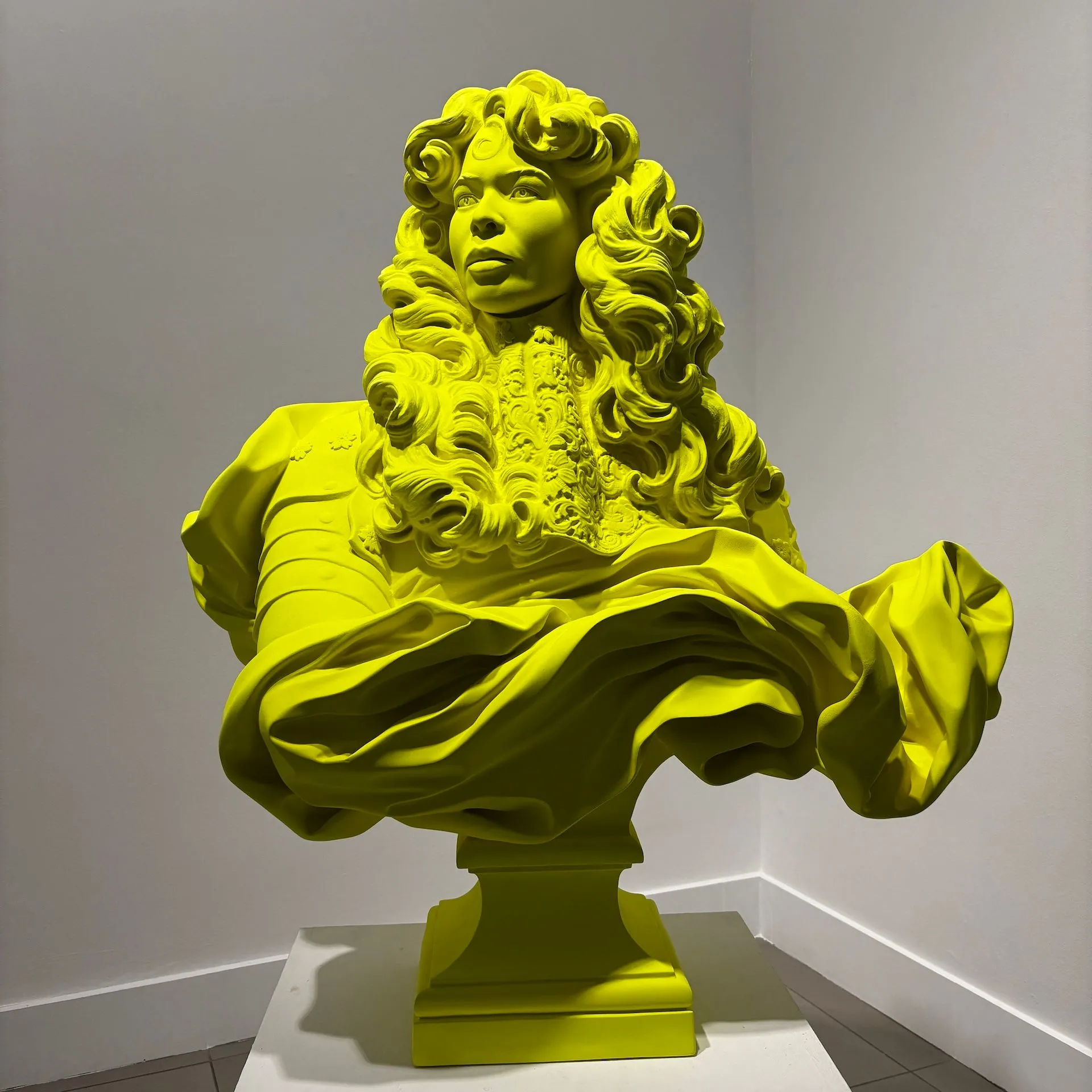 Self-portrait of the Artist as the Sun King Louis XIV byBernini (1665, Château de Versailles), 2010 Laminated polyester resin, matt fluorescent paint, UV coating (last ones Ed. 6/8 and Ed. 8/8) 110 x 110 x 43 cm.