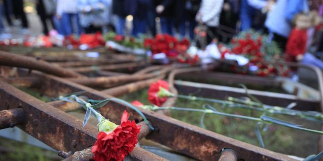 Δεύτερη ημέρα του εορτασμού της 52ης επετείου από την εξέγερση του Πολυτεχνείου