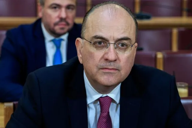 Ο “Φραπές”, ο “Χασάπης” και τα νεύρα του Λαζαρίδη