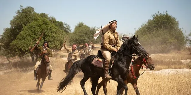 Ανμαρί Τζασίρ: “Ναι, οι Παλαιστίνιοι χαμογελάμε, συνεχίζουμε – αλλά υπάρχει μέσα μας τεράστια οργή”