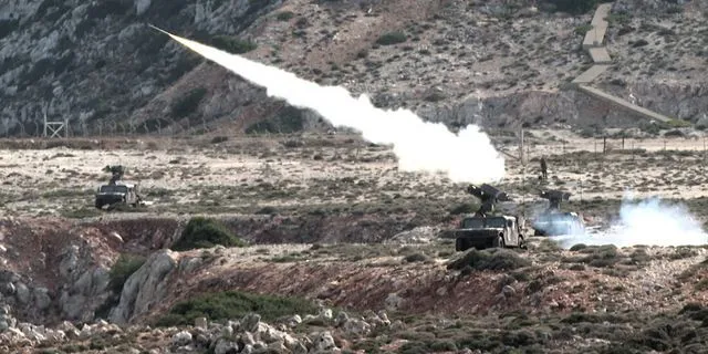 Για την πατρίδα; Κάντε μας τη χάρη…