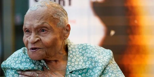 Πέθανε η Βιόλα Φόρντ Φλέτσερ, επιζώσα της σφαγής της Τούλσα, σε ηλικία 111 ετών