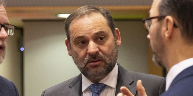 Ο πρώην υπουργός Μεταφορών της Ισπανίας, Χοσέ Λουίς Άμπαλος