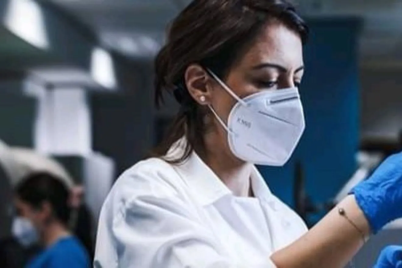 Καρκίνος Πνεύμονα: Όταν η Επιστήμη Συναντά την Ελπίδα