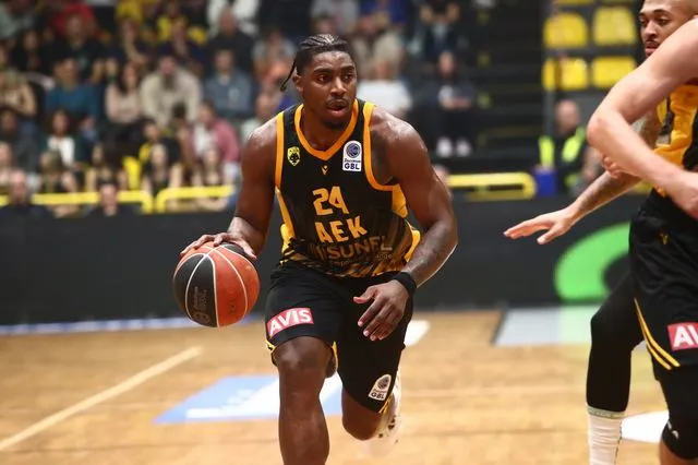 Μαρούσι – ΑΕΚ 82-103: Εμφατικό διπλό για την Ένωση