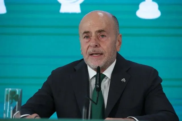 Ο Γιάννης Αλαφούζος