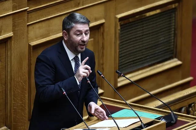 Ο Νίκος Ανδρουλάκης στο βήμα της Βουλής