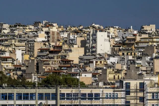 Στεγαστικό: Αγώνας δρόμου για να ανοίξουν κλειστά σπίτια