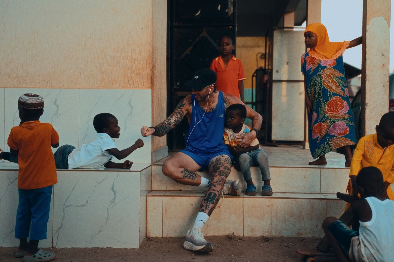 The Road to Hope: Ο Άρης Κατσίγιαννης τρέχει 100 χλμ. στη Ζανζιβάρη για καλό σκοπό