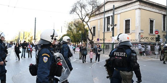 Πολυτεχνείο: “Αστακός” το κέντρο – Μεταβολές στα ΜΜΜ, ποιοι σταθμοί του Μετρό κλείνουν