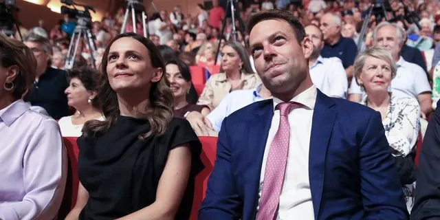 Η Έφη Αχτσιόγλου και ο Στέφανος Κασσελάκης