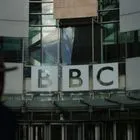 Το BBC ανακοίνωσε το μεγαλύτερο κύμα απολύσεων εδώ και 15 χρόνια