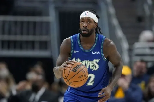 Πάτρικ Μπέβερλι: Γρονθοκόπησε και προσπάθησε να πνίξει την αδελφή του