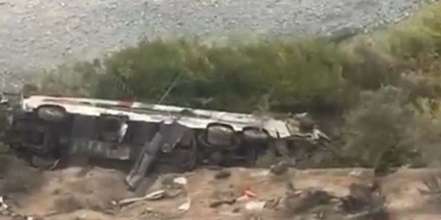 Περού: Τουλάχιστον 37 νεκροί από τροχαίο δυστύχημα με λεωφορείο