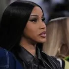 Cardi B: Μετέτρεψε τον ομφάλιο λώρο του γιού της σε χρυσό μενταγιόν