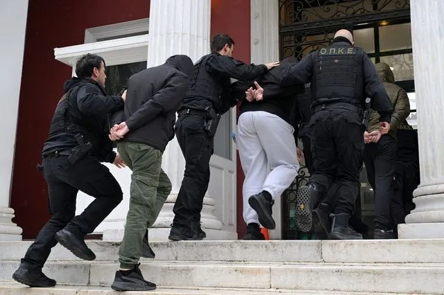 Χαλκίδα: Στον εισαγγελέα οι συλληφθέντες για τη φονική συμπλοκή με οπαδικά κίνητρα