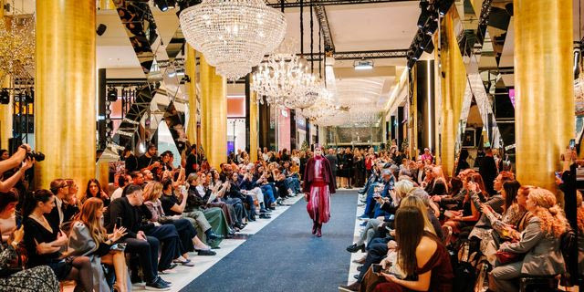 Όλα τα βλέμματα στο Golden Hall: Το fashion show που συζητήθηκε