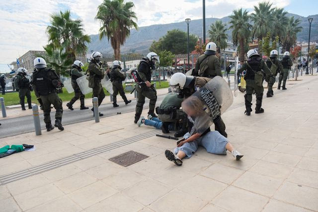 Χανιά: Ένταση και χημικά στην διαμαρτυρία για την άφιξη του κρουαζιερόπλοιου “Crown Iris”