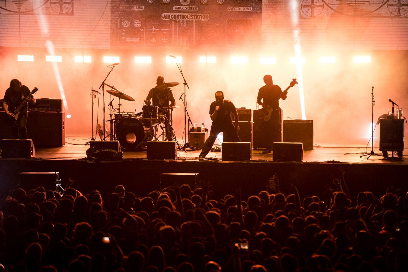 Οι Clutch στήνουν μια βραδιά καταιγιστικού και παθιασμένου rock ‘n’ roll