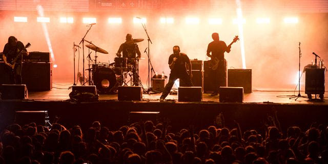 Οι Clutch στήνουν μια βραδιά καταιγιστικού και παθιασμένου rock ‘n’ roll