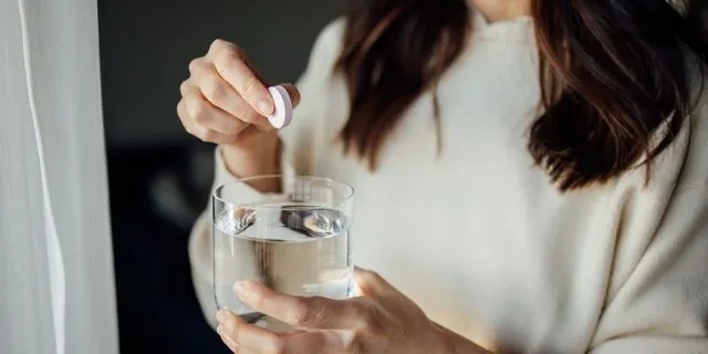 Φαρμακοποιός εξηγεί ποιο Cold and Flu χρειάζεσαι ανάλογα με το σύμπτωμα