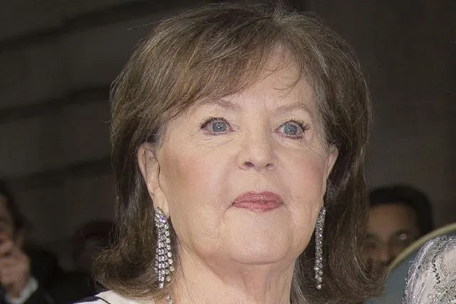 Πολίν Κόλινς: Πέθανε η εμβληματική ηθοποιός της ταινίας “Shirley Valentine”