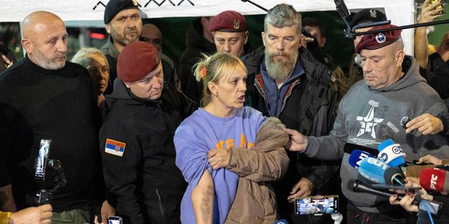 H Ντίανα Χρκα, μητέρα θύματος της τραγωδίας στο Νόβι Σαντ