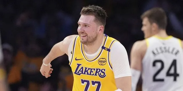 NBA: Τριπλ-νταμπλ ο Ντόντσιτς, νταμπλ-νταμπλ ο Ριβς και νίκη των Λέικερς επί των Χιτ