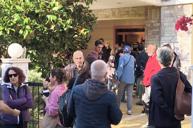 Γλυφάδα: Έξωση σε οικογένεια με καρκινοπαθή και μωρό – Σφοδρές αντιδράσεις