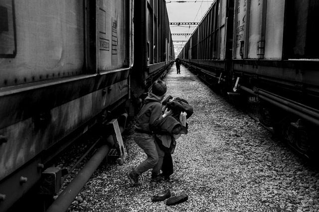 Ο Ένρι Τσανάι φωτογραφίζει δέκα χρόνια την προσφυγιά