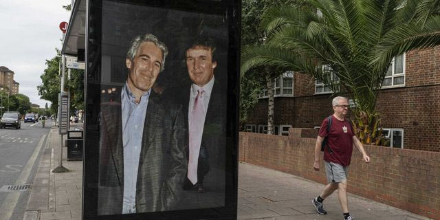 Ο Τραμπ υπέγραψε τον νόμο για τη δημοσιοποίηση του φακέλου Έπσταϊν