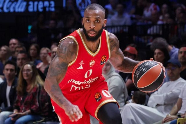 Ο Κόντι Μίλερ-ΜακΙντάιρ