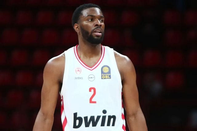 Ολυμπιακός: Με Έβανς κόντρα στην Ζάλγκιρις