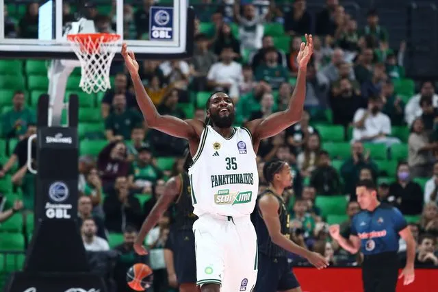 Παναθηναϊκός AKTOR – Άρης Betsson 82-77: Οι πράσινοι ίδρωσαν για να λυγίσουν τους κιτρινόμαυρους