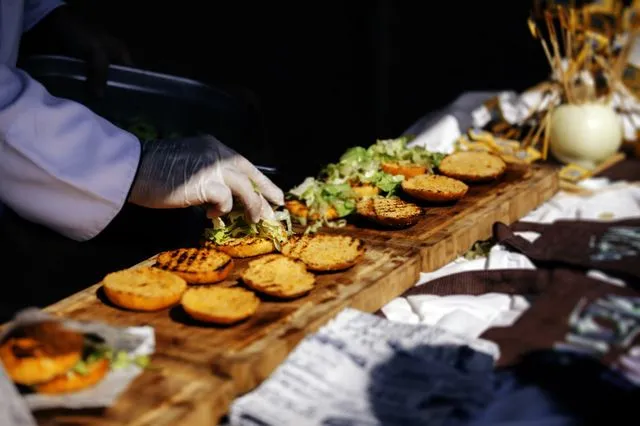 Τουρκία: Μυστηριώδεις θάνατοι από τροφική δηλητηρίαση