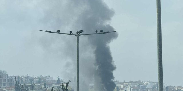 Θεσσαλονίκη: Φωτιά ξέσπασε σε διαμέρισμα  – Απεγκλωβίστηκε μία γυναίκα