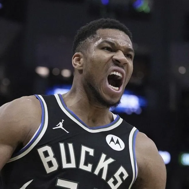 Αντετοκούνμπο σε beast mode, εξωφρενικό το ρεκόρ του Μιλγουόκι