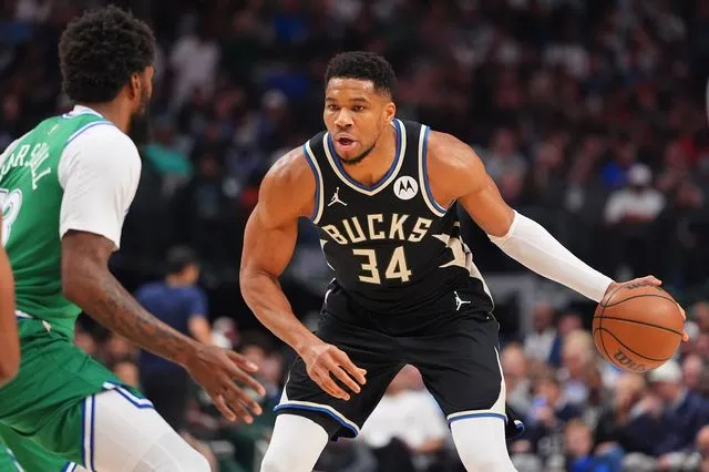 Μάβερικς – Μπακς 114-116: Ο Αντετοκούνμπο άντεξε και σίγησε το Ντάλας