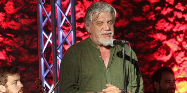 Γιάννης Βούρος