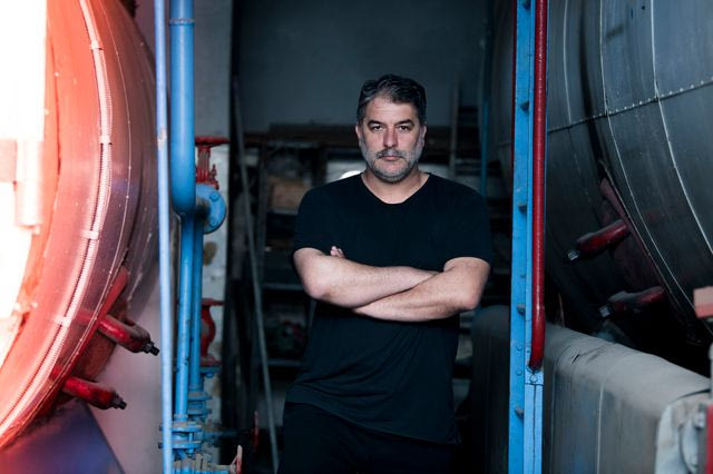 Ο Βασίλης Μπισμπίκης