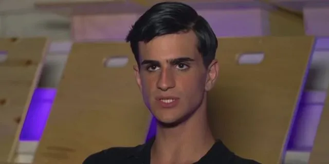 GNTM: Τα “καρφιά” του Νάρκισσου για τη φωτογράφιση του Εντουάρντο – Ποιος αποχώρησε