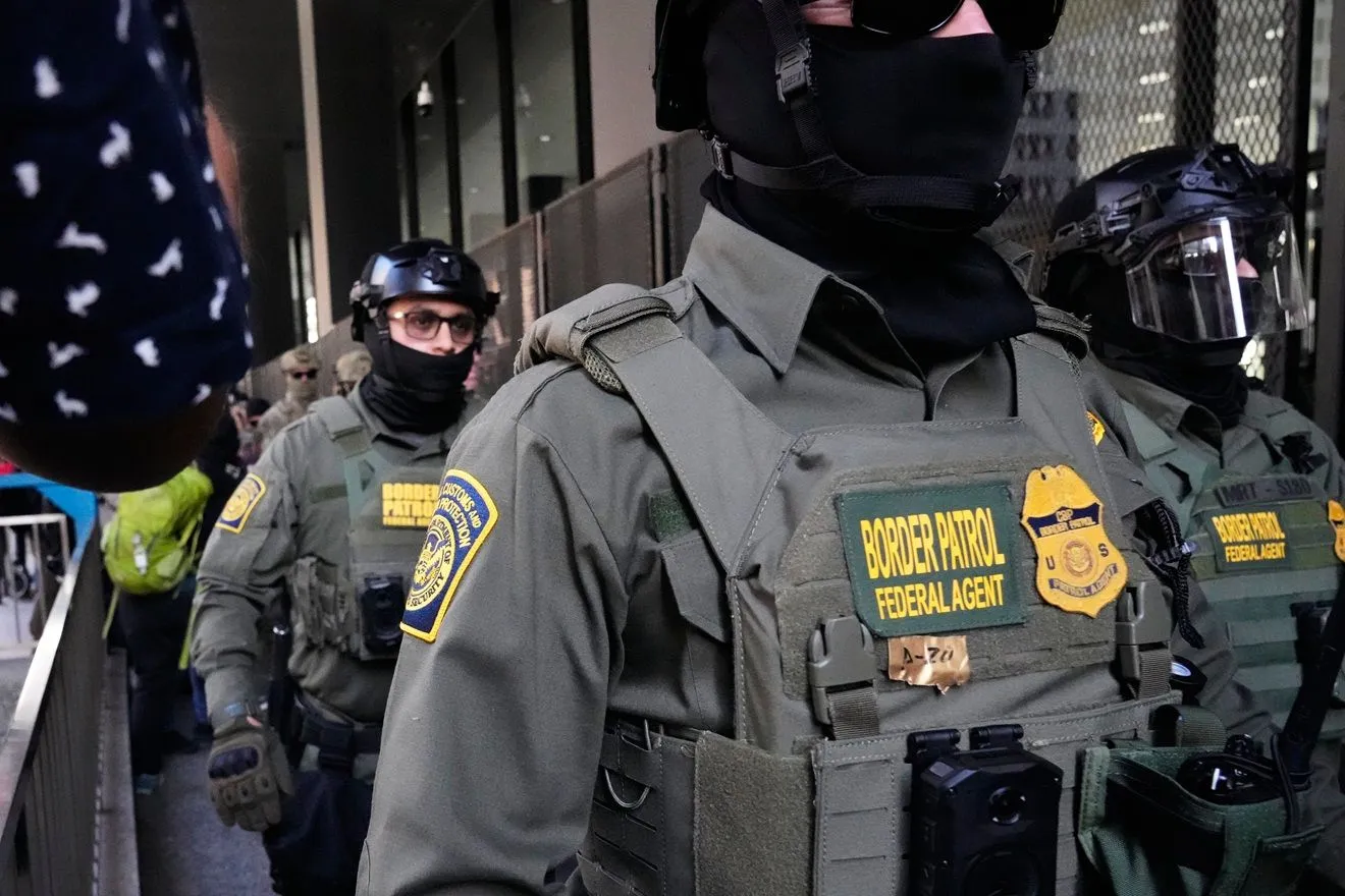 Ομοσπονδιακοί πράκτορες των ΗΠΑ