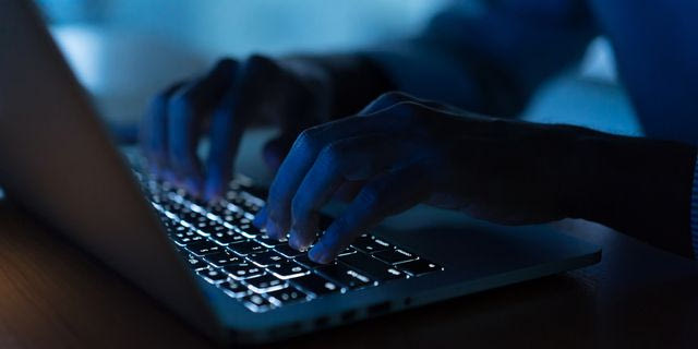 Θεσσαλονίκη: Εκπαιδευτικός καταδικάστηκε για κατοχή υλικού παιδικής πορνογραφίας