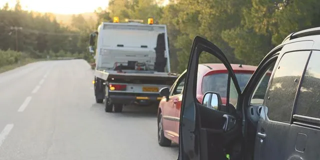 Γιατί είναι η Ελλάδα μια από τις χειρότερες χώρες της Ευρώπης για οδήγηση;